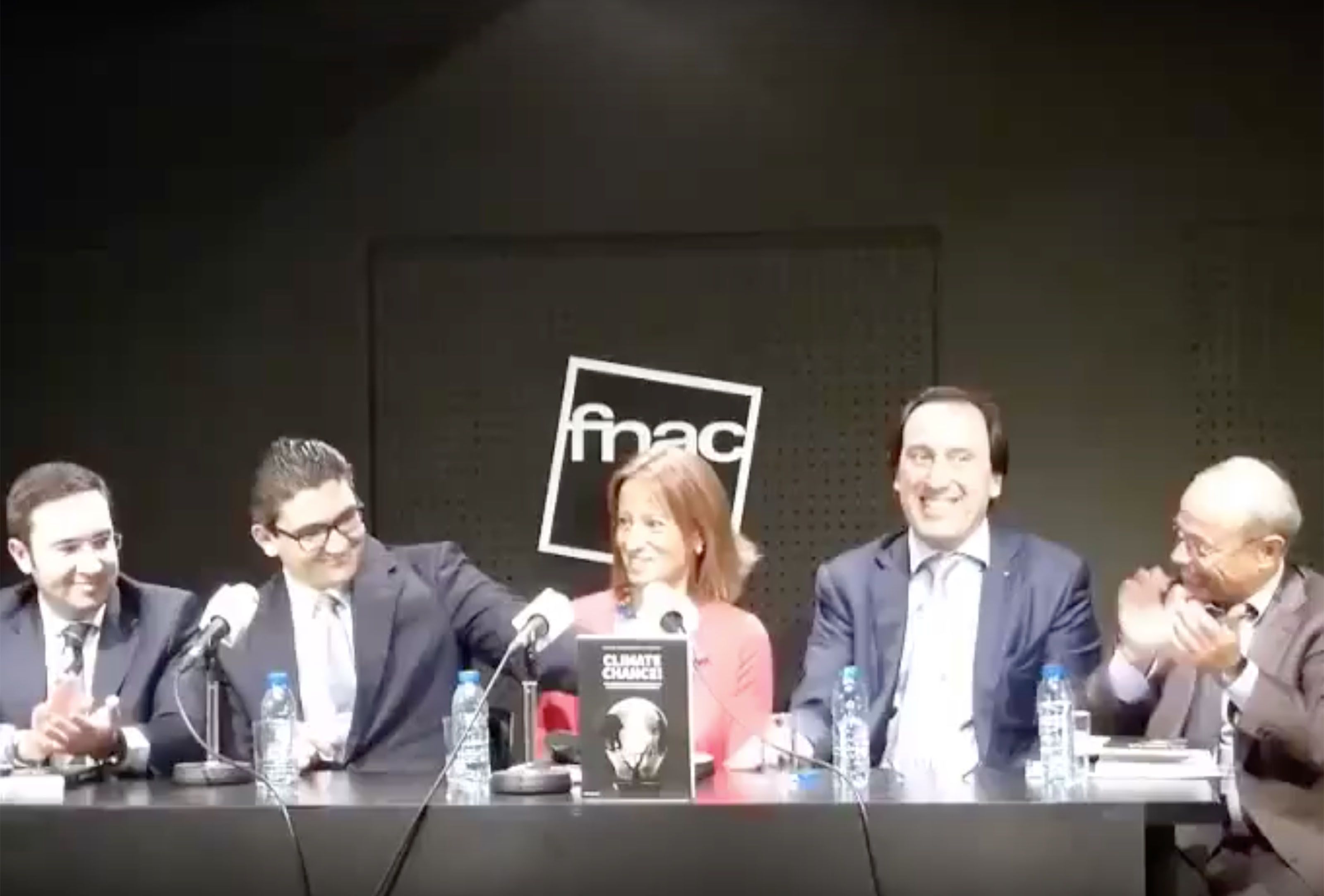 João Quintela Cavaleiro na apresentação do livro Climate Chance na Fnac Chiado